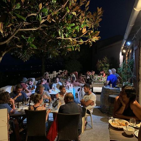 Relais International De La Jeunesse Calvi  Eksteriør billede